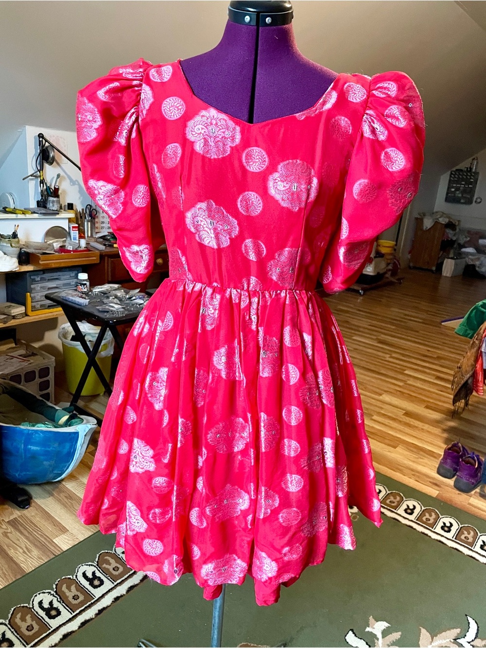 Women’s Puff Sleeve Red Dress